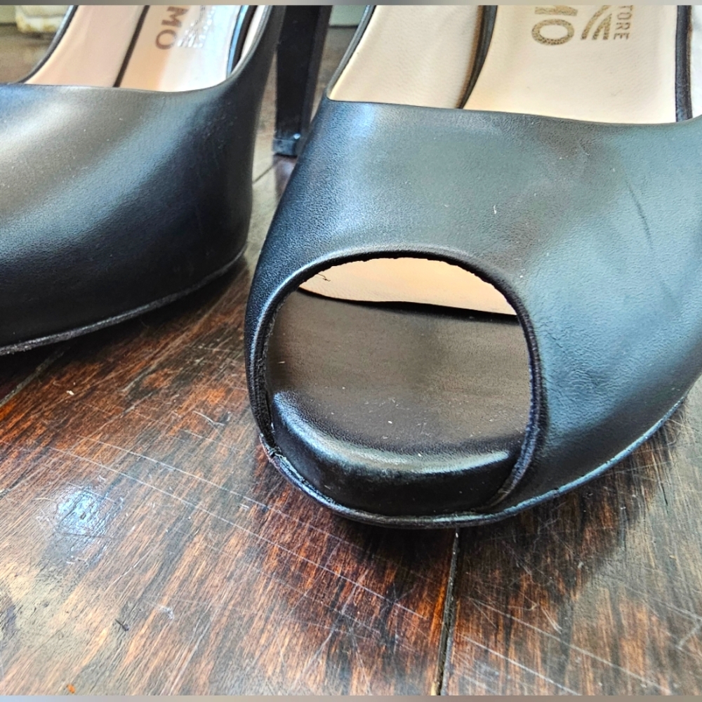 8.5 Salvatore Ferragamo Black Peep-Toe Slingback Heels Pumps - Picture 12 of 14